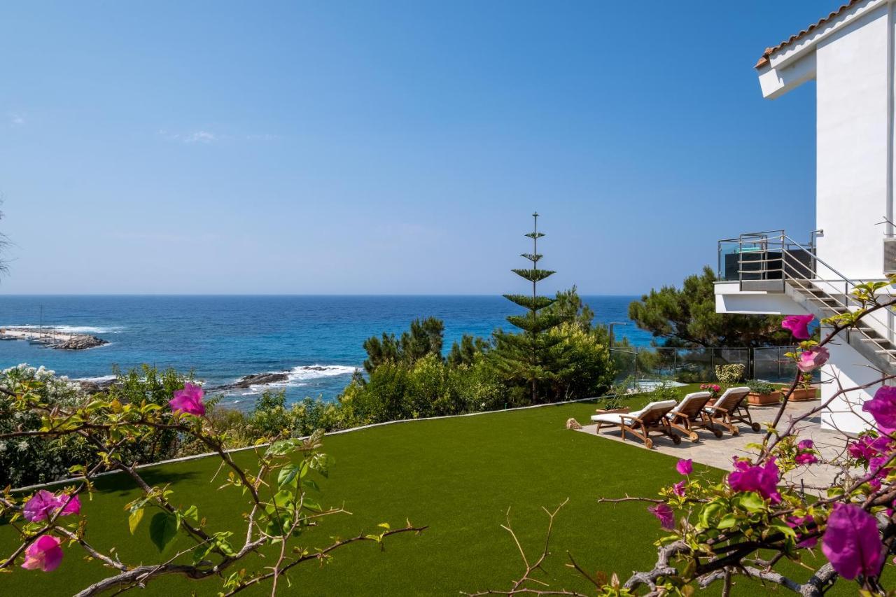Icarus Luxury Beachfront Villa Gialiskari  Exterior foto