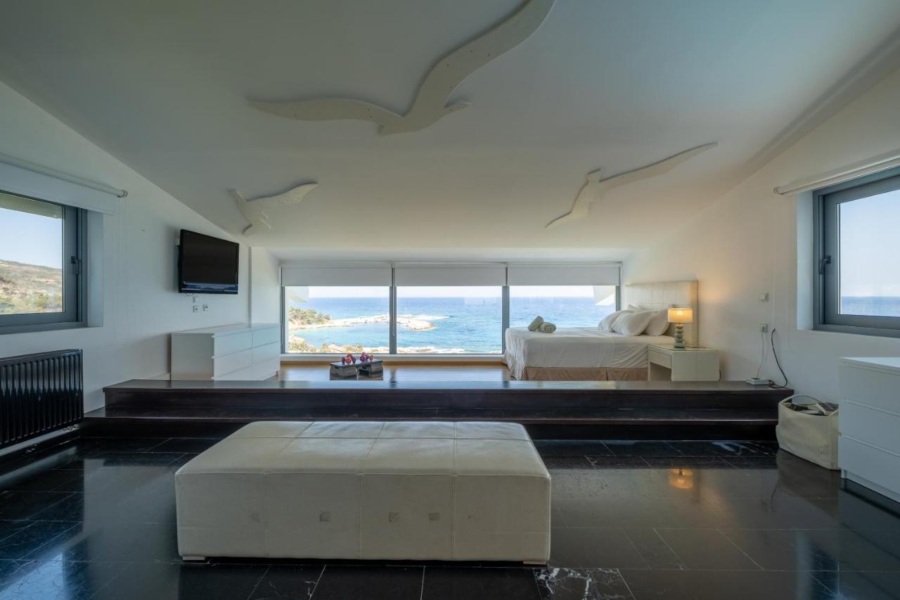 Icarus Luxury Beachfront Villa Gialiskari  Exterior foto